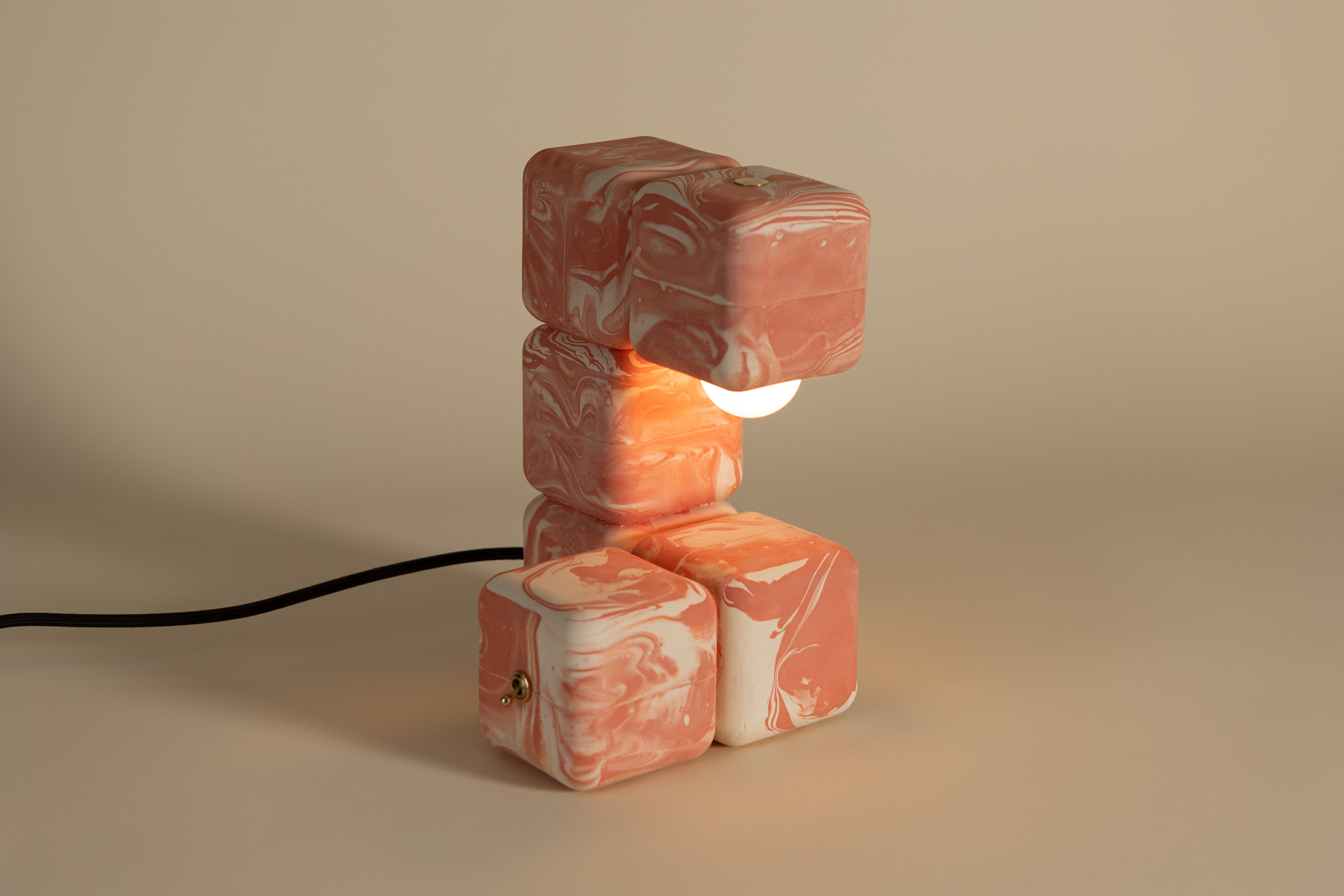 Blocky the Table Lamp - Marbled Slip Finish